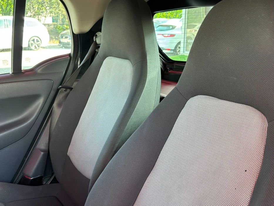 Smart fortwo coupé MHD — photo 4