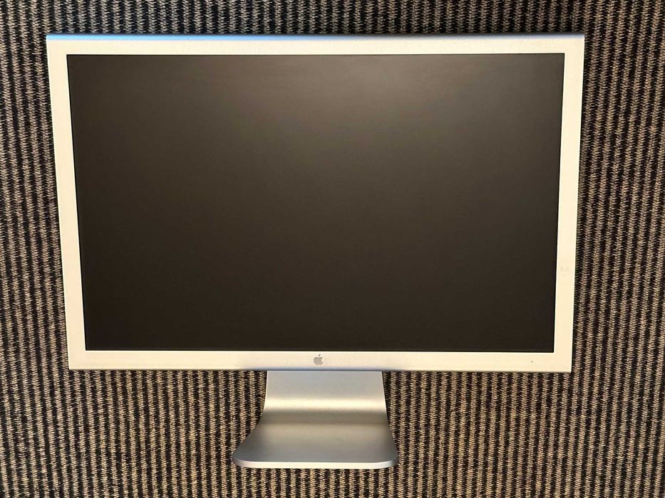 Computador Apple: Torre Mac Pro + Monitor Cinema HD Display64585967350658124