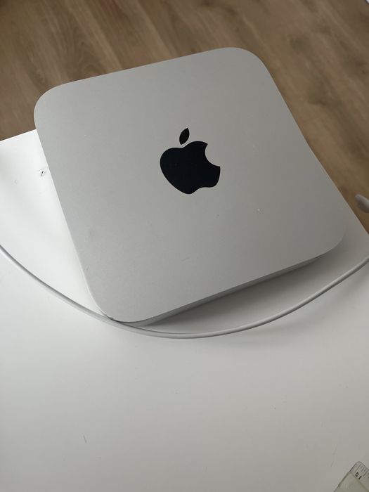 Mac mini komputer Apple  1.4 i5 8 GB 128 SSD 2014