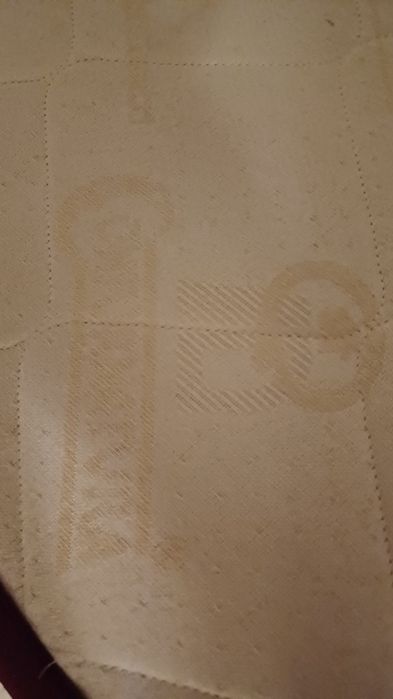 2 colchões de molas em muito bom estado