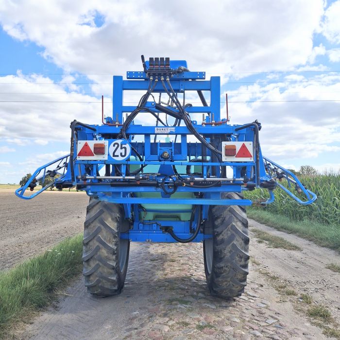 Opryskiwacz Berthoud Racer EX 2500l 24/21m Arag Hydraulika stan BDB