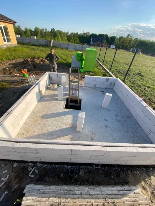 ГАРАНТІЯ ЯКОСТІ! Кладка піноблоку Житомир | Бетонні роботи