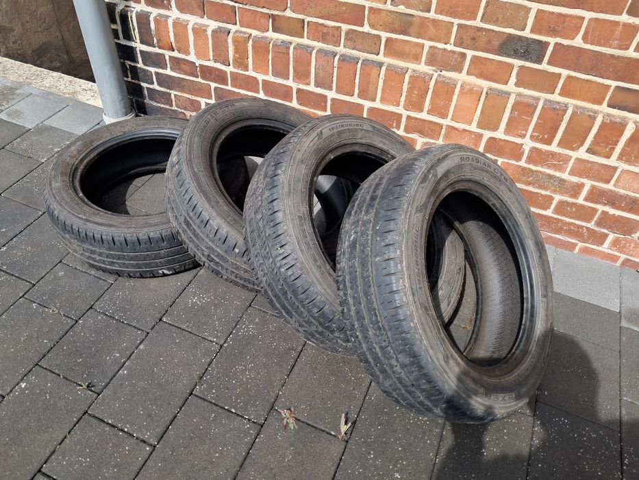 Opony 4 sztuki bus 195/60 R16C Nexen stan BDB Okazja!!! Wzmacniane do busa dostawczaka  na bliźniaki do przyczepki. Polecam!
