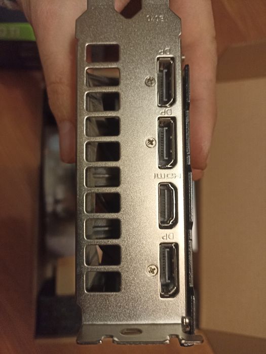 Видеокарта GTX 1660 Ti