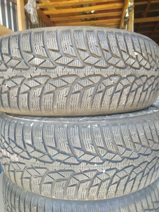 Резина 215 60 r16 XL Nokian WR d4 шини колеса комплект
