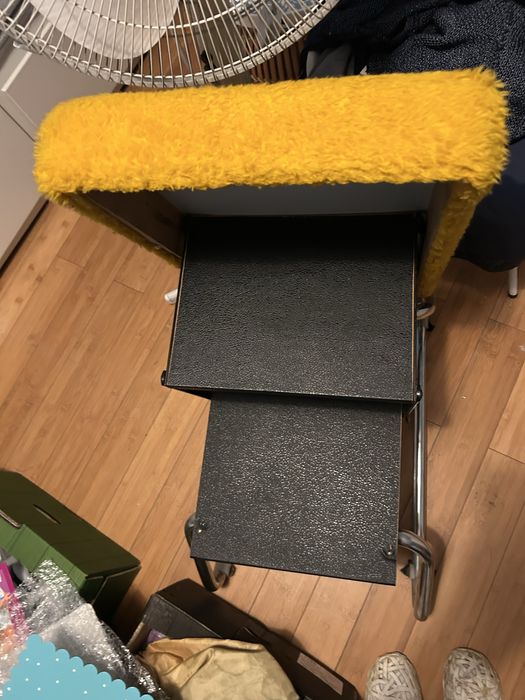 Pufa zołta otwierana wszystko widsc na zdjeciu odbior  osobisty