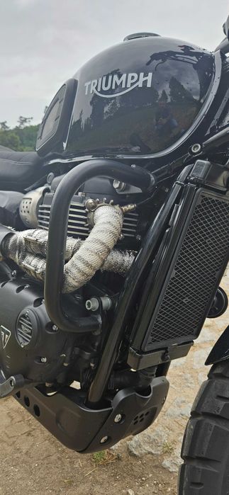 Triumph Bonneville/scrambler