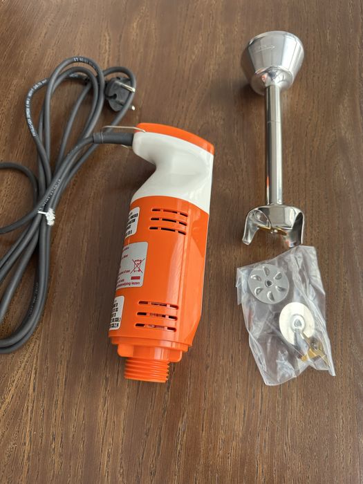 Міксер погружний  MX070 Dynamic (ручний)