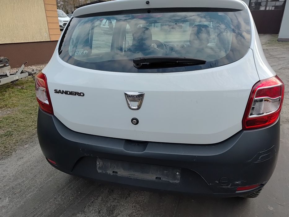 Dacia Sandero II 12- Błotnik ćwiartka Lewy tył DV369