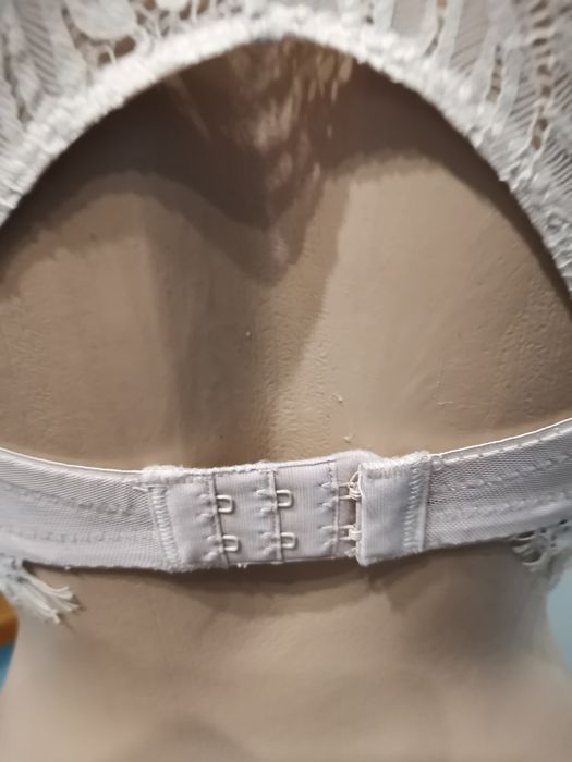Elegancki biustonosz damski Primark rozm 75A, bokserski tył, koronka,