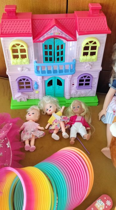 Zestaw zabawek dla dziewczynki