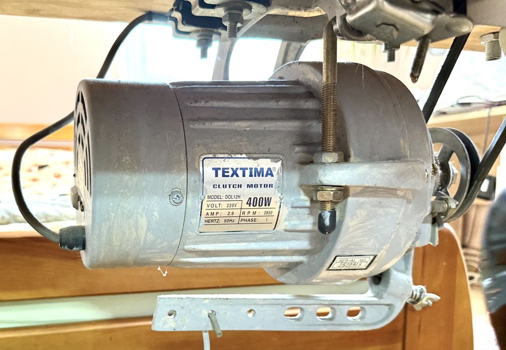 Промислова машина Golden Wheel Cs-5100