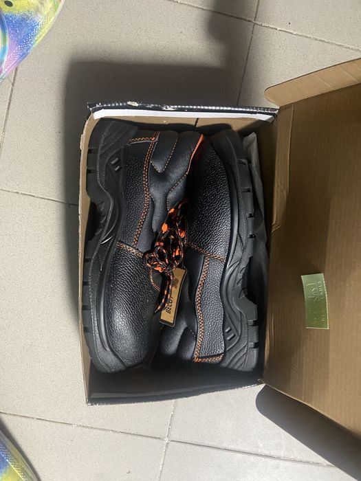 Botas de Segurança BlackLeather BEC01 - Tam. 44 (Novas)