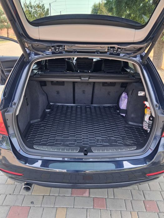 BMW 318d Touring Europe