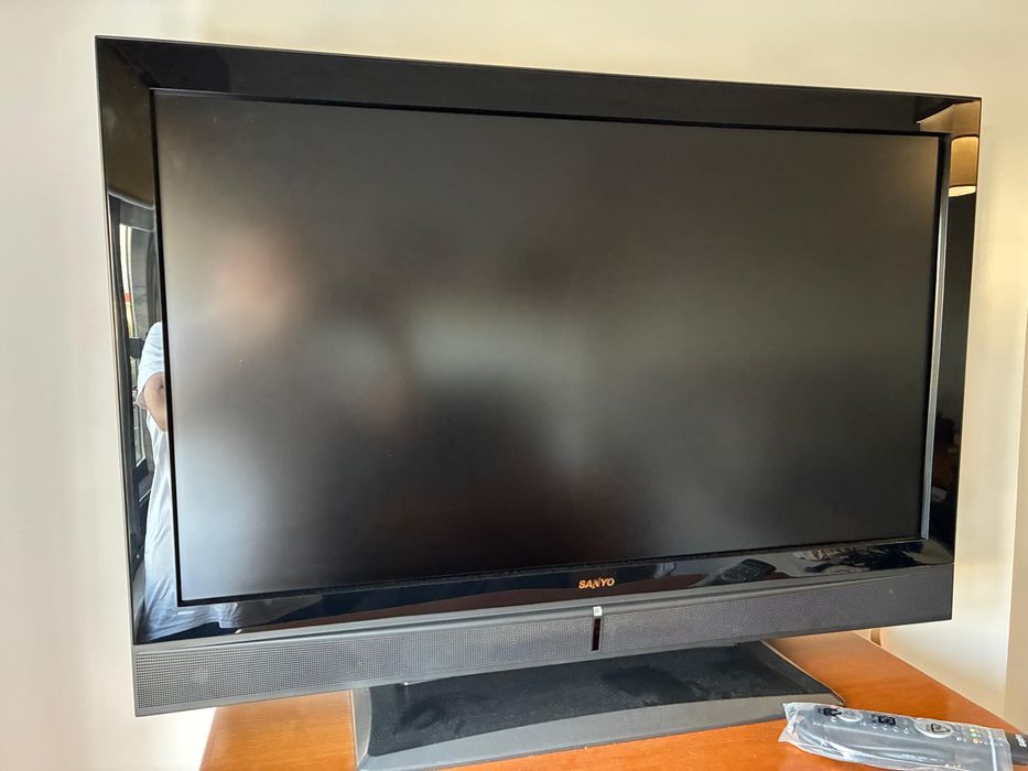 Televisão Sanyo 107cm Full HD 1080p