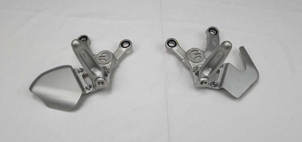 MV Agusta Brutale 1090/9090/9020 Sety podnóżki kierowcy Lewa Strona