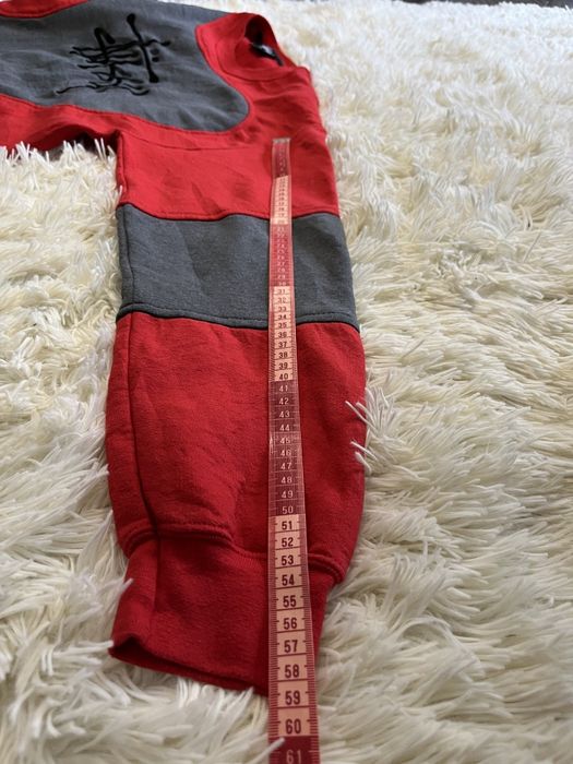 Camisola Stüssy Vermelha e Cinza