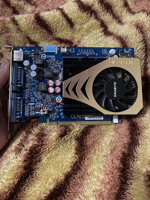 Продам GIGABYTE GeForce 9500 GT 512MB GDDR2