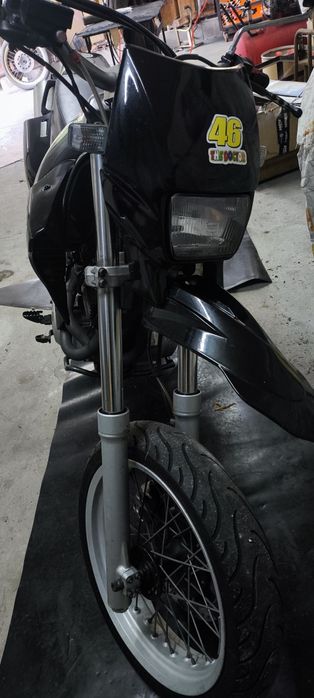 Yamaha xt600e supermotar