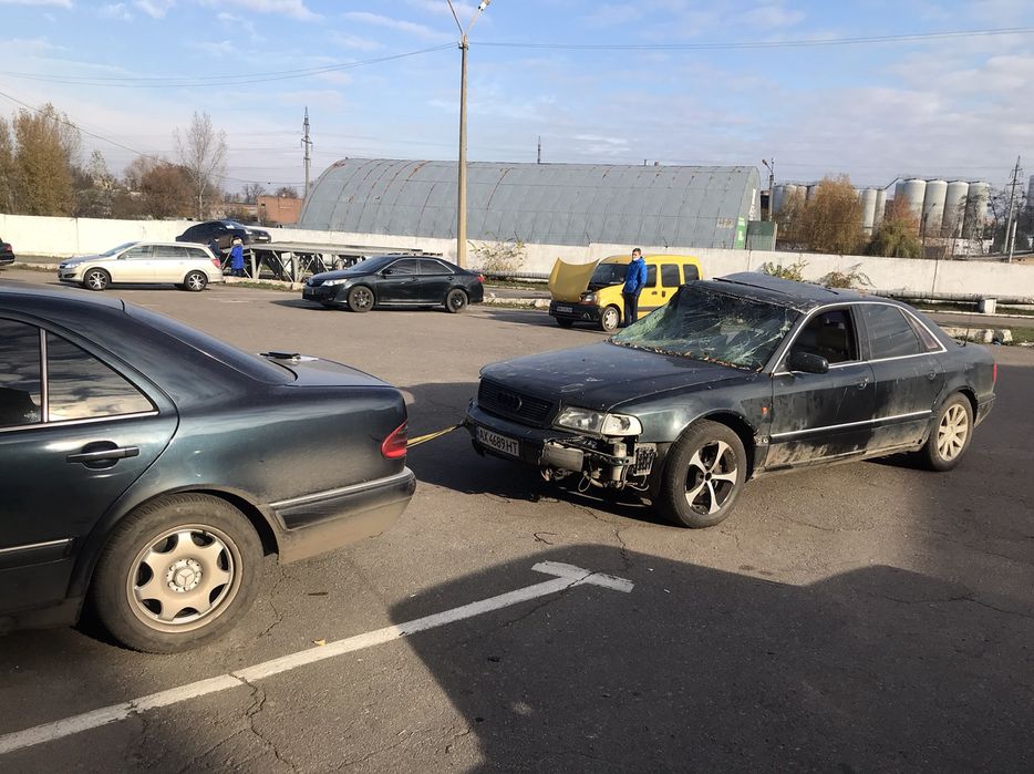 Ауди А8 по запчастям. Разборка.