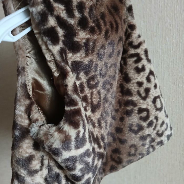 Шубка для песика чи великого кота