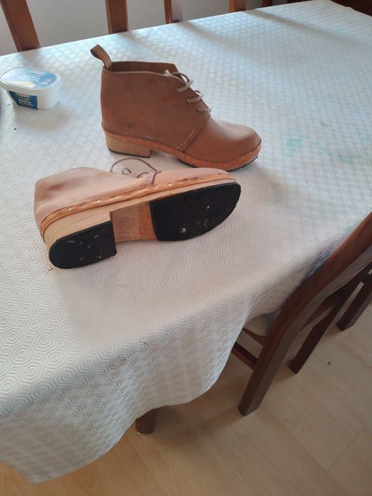 Tamancos a moda antiga