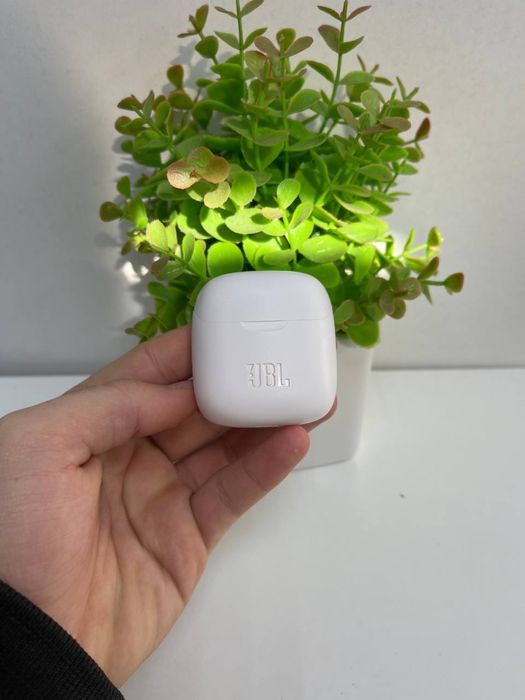Зарядний кейс для навушників JBL TUNE 225 TWS