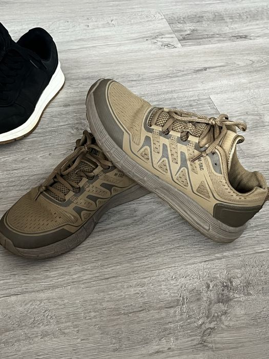 Кросовки 40р . Б/у