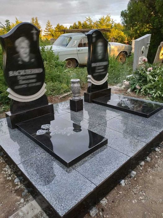 Памятники установка Николаев. Пам'ятники виготовлення Миколаїв