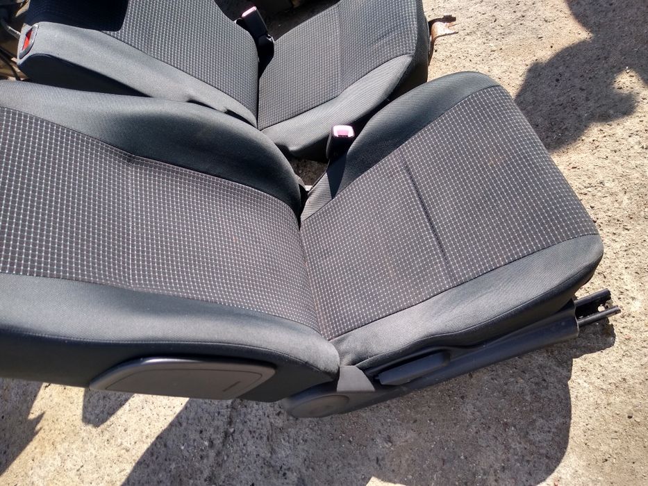 Fotele Suzuki Swift IV 5d 04-10r oryginał Europa komplet