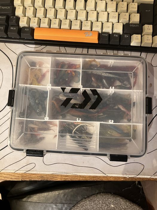 Pudelko na przynety Daiwa D-Box SR