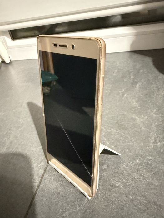 Продам  ксиомі Redmi 3S