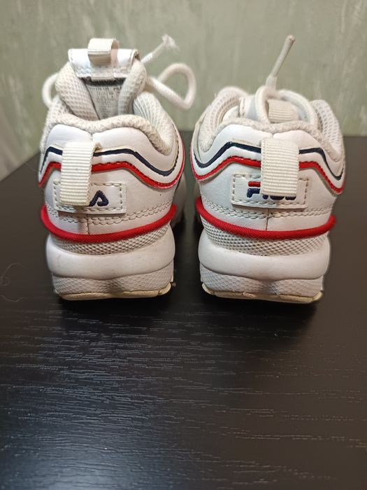 Кросівки fila оригінал.