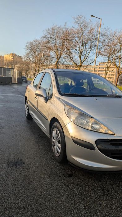 Peugeot 207 1.4 16V Open
