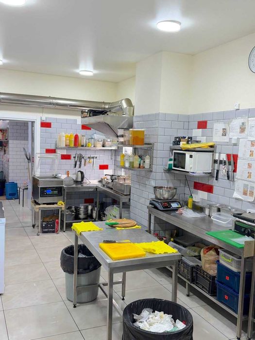 Аренда Сдам Фасад 65м² Кухня Мангал/ Александровский,33 у Привоза/ Ломбард Обменник