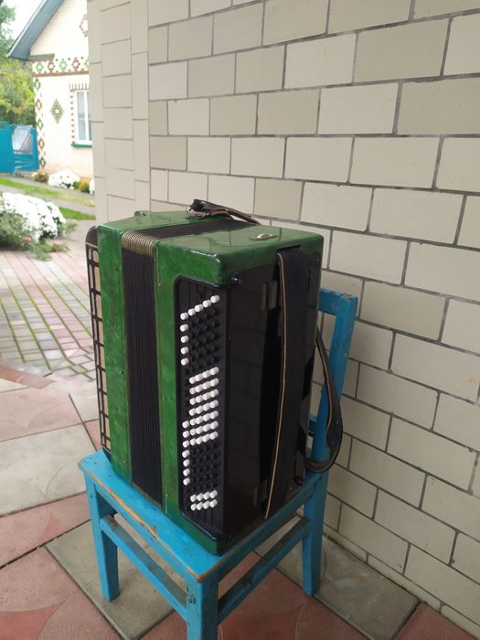 Продам баян Тула 205.