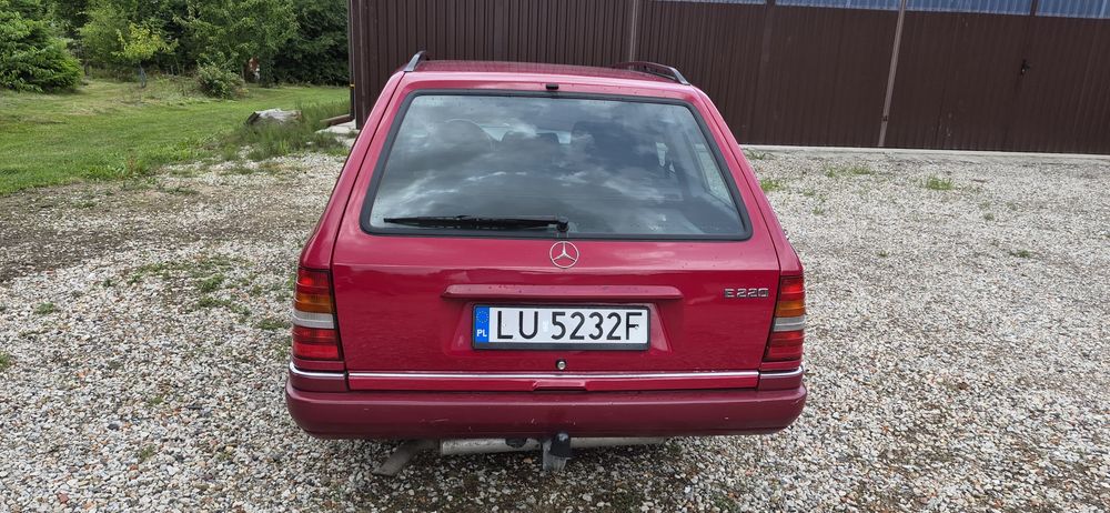 Mercedes-benz e220 w124