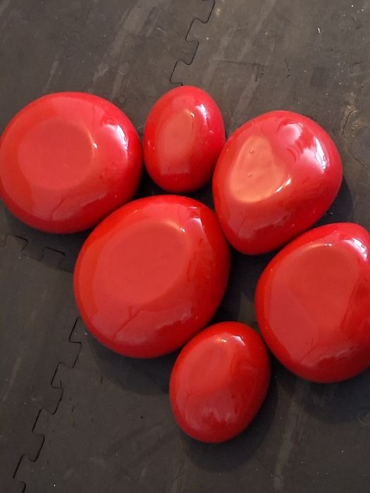 Peças de decoração preto e vermelho novas