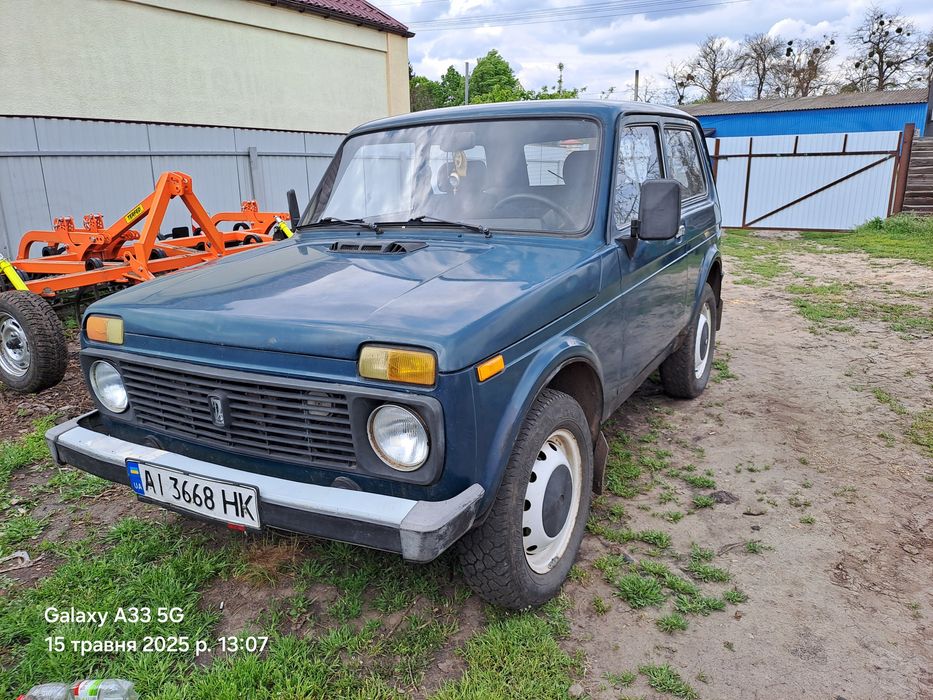 Продам ниву в хорошму стані