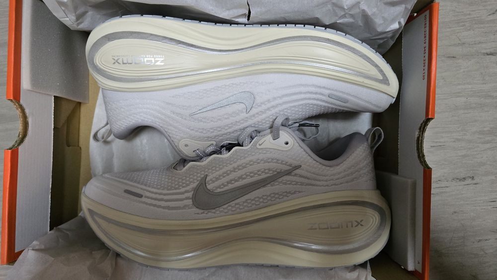 Buty nike vomero plus 43