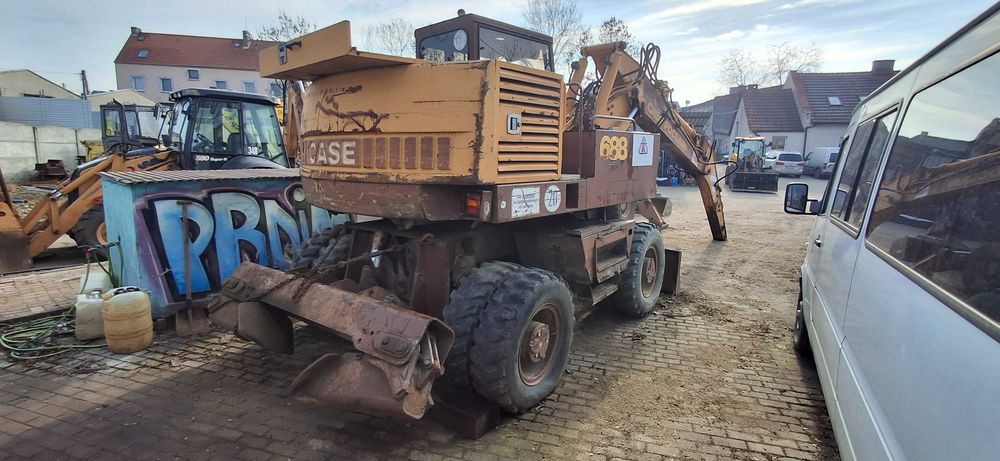 Sprzedam Koparkę CASE model 688