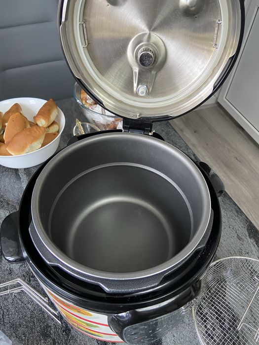 Мультиварка скороварка Gorenje/ мультіварка