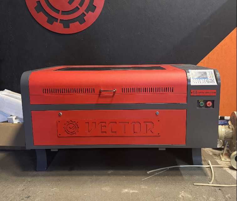 Лазерний CO2 верстат 900х600 мм для лазерного різу та гравіювання