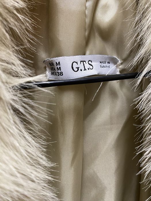 Шубка зимова коротка