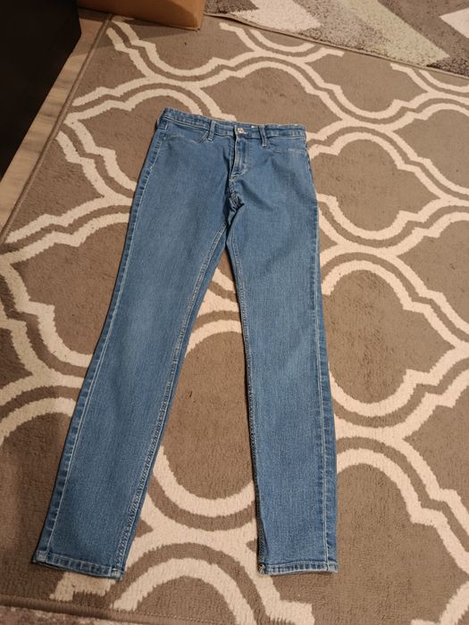 Spodnie jeansowe H&M w rozmiarze 152