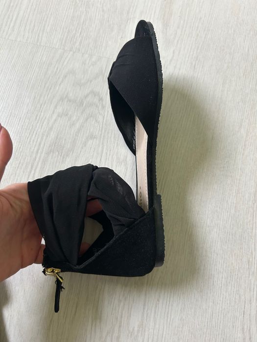 Eleganckie, czarne sandałki