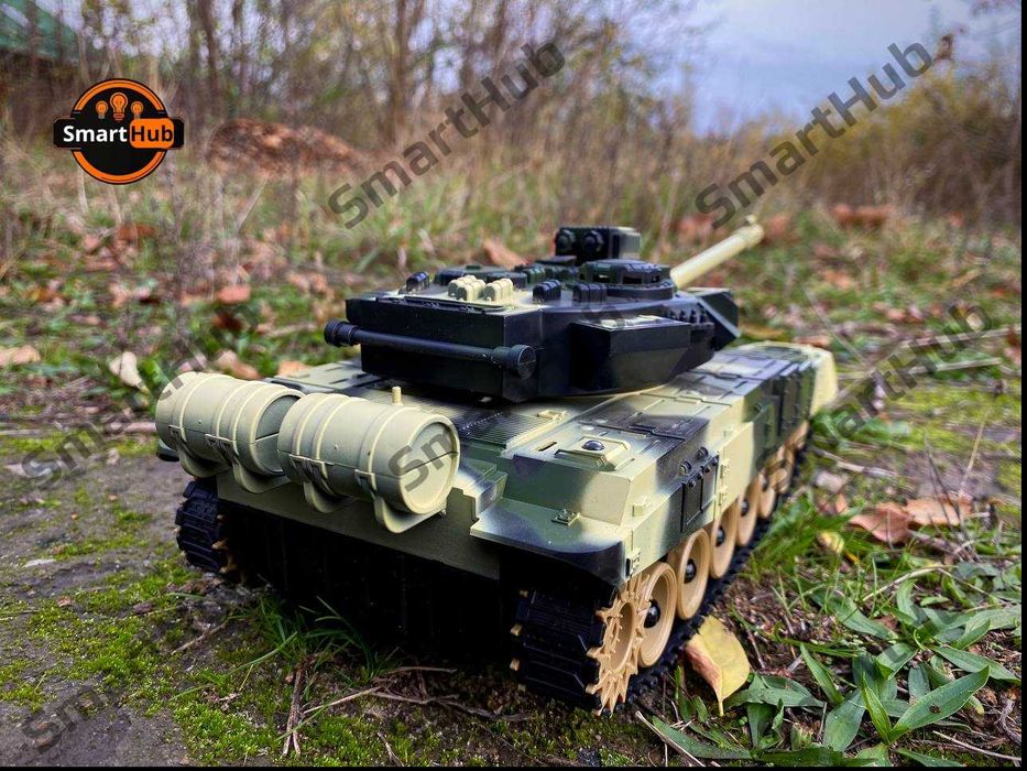 Танк "Т-84" на радіокеруванні. Танк на пульті управління, акумуляторі