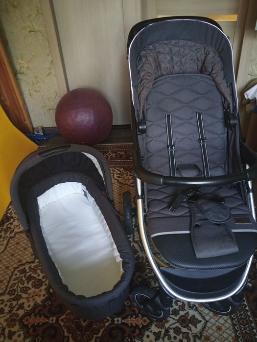 Коляска Carrellо Vista CRL-6506 (2 в 1)
