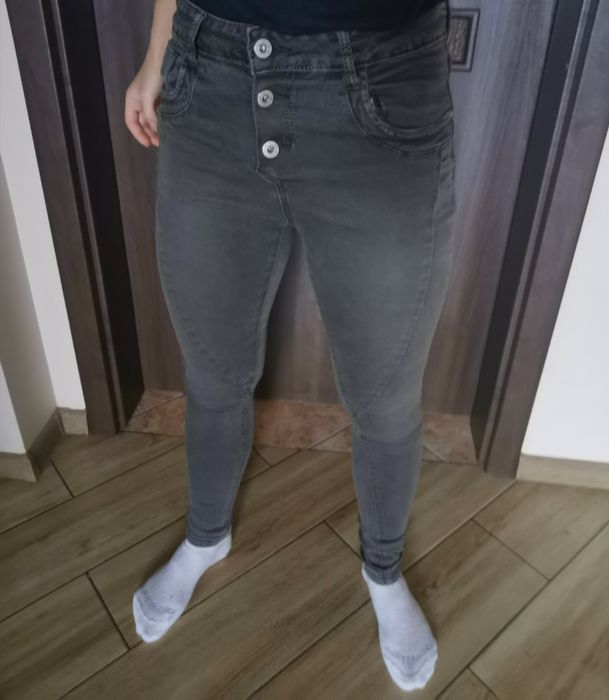 Spodnie damskie r. S