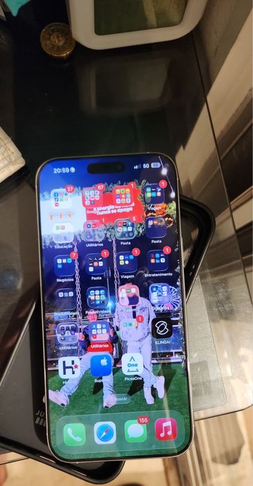 Iphone 16 pro max 258 gb de memoria